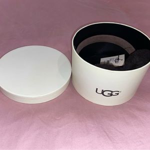 UGG Kids Classic Shearling & Suede Earmuffs NWT